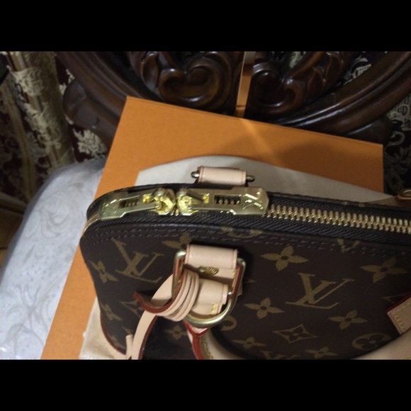 Louis Louis Alma BB monogram SOLD SOLD 🍀🍀🎊🎊🎊 - Picture 8 of 11